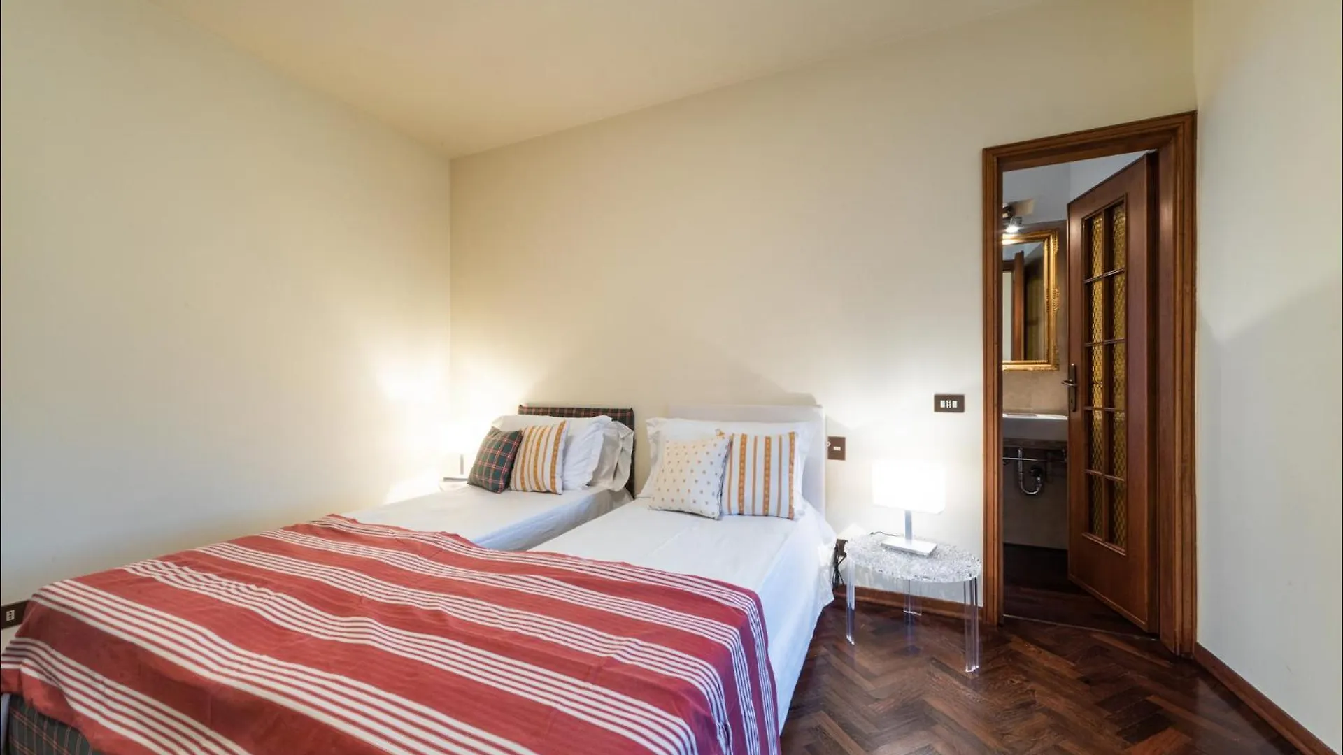 Appartement Cascina Ravona à San Fermo della Battaglia